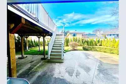 1026 Dartmouth Lane, Woodmere, NY 11598 - Photo 16