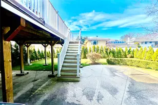 1026 Dartmouth Ln, Woodmere, NY 11598 - Photo 16