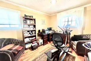 1026 Dartmouth Ln, Woodmere, NY 11598 - Photo 10