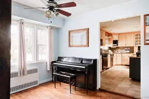 43 Carnegie Ave, Huntington, NY 11743 - Photo 6