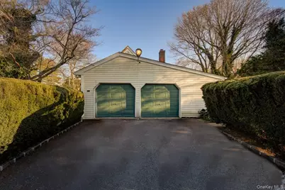 43 Carnegie Avenue, Huntington, NY 11743 - Photo 24