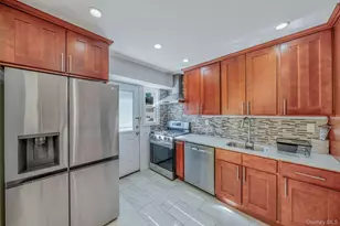 1708 Francis Dr, East Meadow, NY 11554 - Photo 4