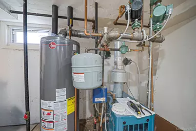 1708 Francis Drive, East Meadow, NY 11554 - Photo 26