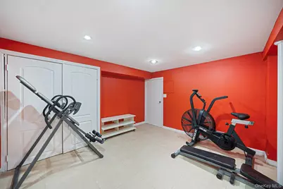 1708 Francis Drive, East Meadow, NY 11554 - Photo 36