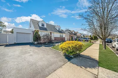 1708 Francis Drive, East Meadow, NY 11554 - Photo 2