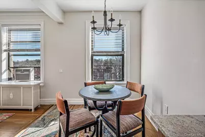 37 Brompton Road #6D, Great Neck, NY 11021 - Photo 8