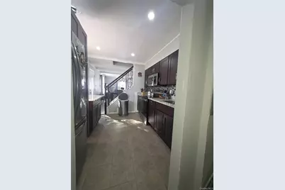 13 Peachtree Lane, Levittown, NY 11756 - Photo 4