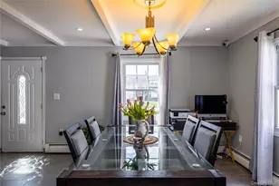 13 Peachtree Ln, Levittown, NY 11756 - Photo 4