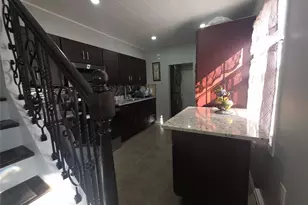 13 Peachtree Ln, Levittown, NY 11756 - Photo 32