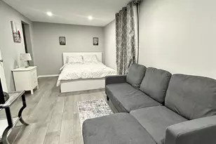 13 Peachtree Ln, Levittown, NY 11756 - Photo 6