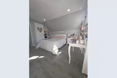 13 Peachtree Lane, Levittown, NY 11756 - Photo 42