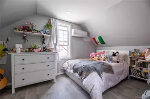 13 Peachtree Ln, Levittown, NY 11756 - Photo 10