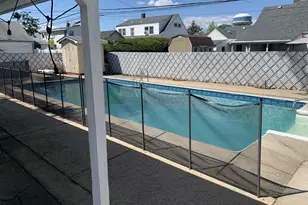 13 Peachtree Ln, Levittown, NY 11756 - Photo 24