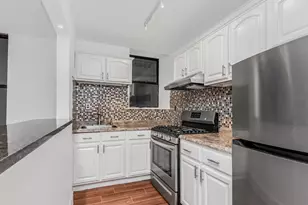 581 Academy St, New York, NY 10034 - Photo 6