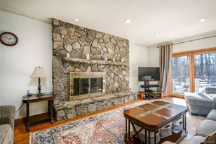 14 Geneva Dr, Hopewell Junction, NY 12533 - Photo 8