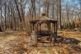 14 Geneva Dr, Hopewell Junction, NY 12533 - Photo 34