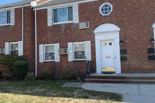 71-41 260th St, Glen Oaks, NY 11004 - Photo 1