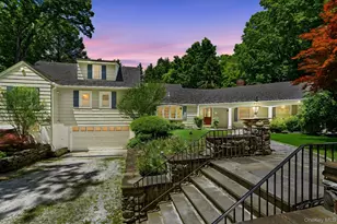 690 Croton Heights Rd, Yorktown Heights, NY 10598 - Photo 2