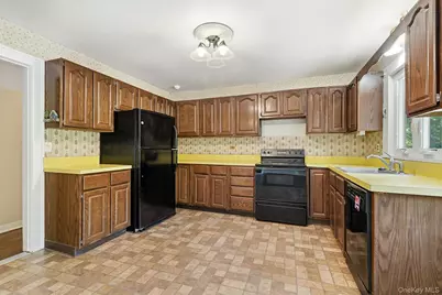 690 Croton Heights Road, Yorktown Heights, NY 10598 - Photo 10