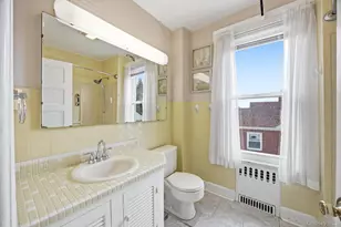 195 Cedar St, Hempstead, NY 11550 - Photo 18