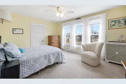 195 Cedar Street, Hempstead, NY 11550 - Photo 16