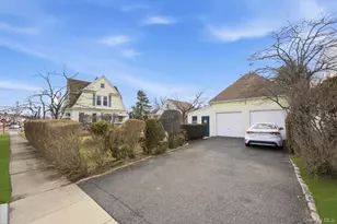 195 Cedar St, Hempstead, NY 11550 - Photo 20