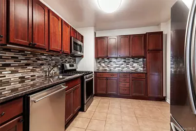 3935 Blackstone Avenue #7D, Bronx, NY 10471 - Photo 1