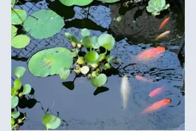 35 Hicks Avenue, Syosset, NY 11791 - Photo 12