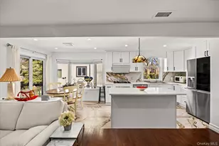 45 Tain Dr, Great Neck, NY 11021 - Photo 6