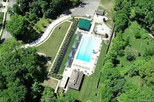 45 Tain Dr, Great Neck, NY 11021 - Photo 26