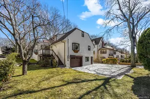 45 Tain Dr, Great Neck, NY 11021 - Photo 22