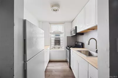 645 Saint Lawrence Avenue, Bronx, NY 10473 - Photo 18