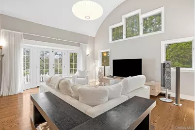 22 Taunton Road, Scarsdale, NY 10583 - Photo 4