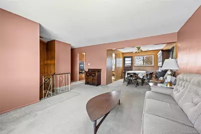 37 Evergreen Avenue, Bethpage, NY 11714 - Photo 6