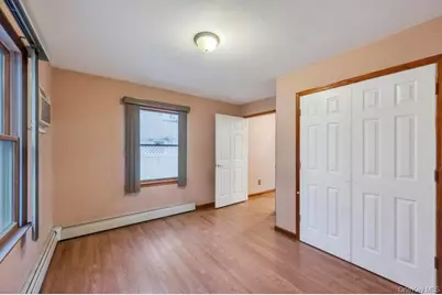 33 Pond Lane, Levittown, NY 11756 - Photo 12