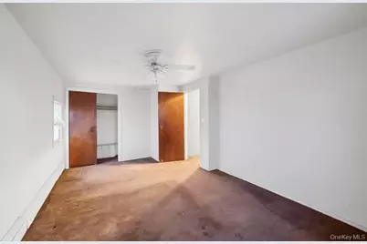 33 Pond Lane, Levittown, NY 11756 - Photo 16