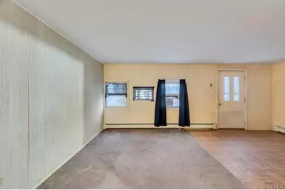 33 Pond Lane, Levittown, NY 11756 - Photo 14