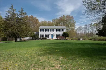 6 Eisenhower Court, Hopewell Junction, NY 12533 - Photo 1
