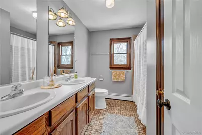 6 Eisenhower Court, Hopewell Junction, NY 12533 - Photo 34