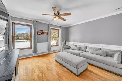 6 Eisenhower Court, Hopewell Junction, NY 12533 - Photo 16