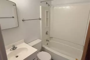 86 McLoughlin St, Glen Cove, NY 11542 - Photo 8