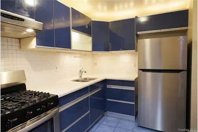 82-73 Country Pointe Circle, Queens Village, NY 11427 - Photo 4