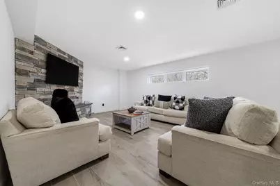 111 Mill River Road, Upper Brookville, NY 11771 - Photo 28