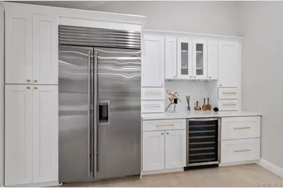 111 Mill River Road, Upper Brookville, NY 11771 - Photo 12