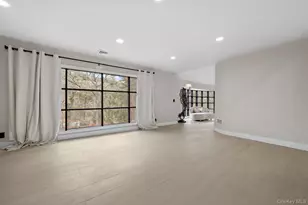 111 Mill River Rd, Upper Brookville, NY 11771 - Photo 14