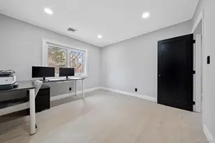 111 Mill River Rd, Upper Brookville, NY 11771 - Photo 18