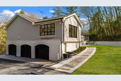 111 Mill River Road, Upper Brookville, NY 11771 - Photo 44