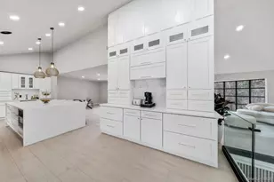 111 Mill River Rd, Upper Brookville, NY 11771 - Photo 10