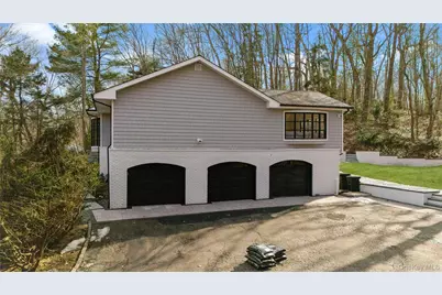 111 Mill River Road, Upper Brookville, NY 11771 - Photo 2