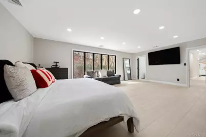 111 Mill River Road, Upper Brookville, NY 11771 - Photo 22